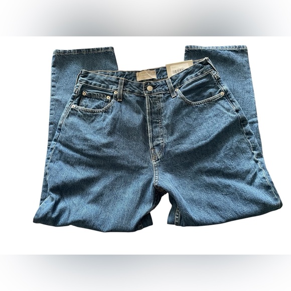 Everlane The Curvy ‘90s Cheeky Straight Jean in Northridge Blue - Picture 8 of 13